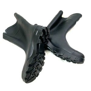 Unisex Black Rubber Rainboots